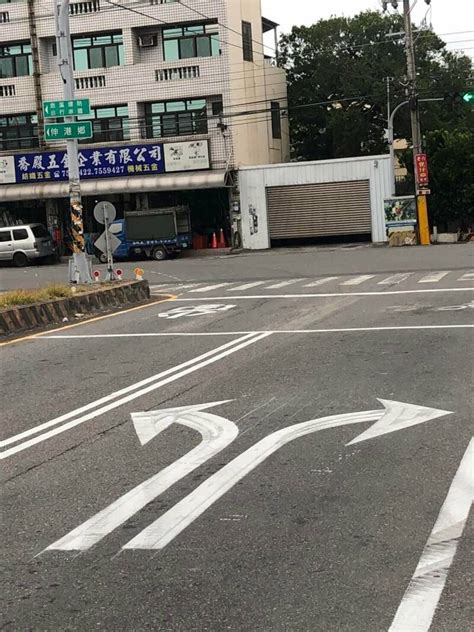 t字路口|T字路口该如何通行？